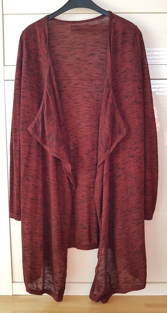 Confortable cardigan bordeau
