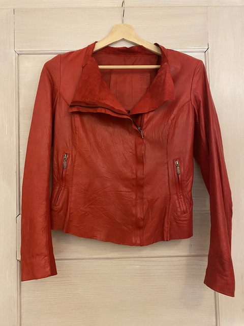 Perfecto en cuir rouge